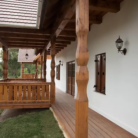 Csodaszarvas Panzio Es Tajpark Rabahidveg
