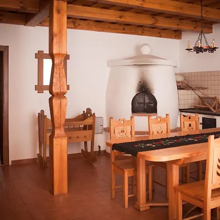 ゲストハウス Csodaszarvas Panzio Es Tajpark