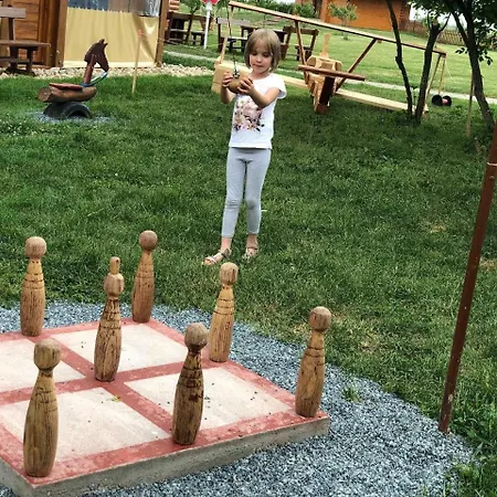 ゲストハウス Csodaszarvas Panzio Es Tajpark