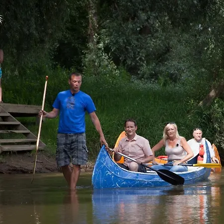 Csodaszarvas Panzio Es Tajpark