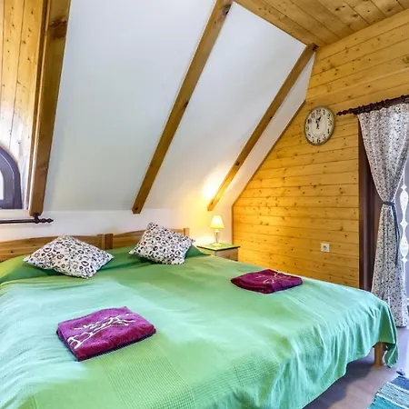 Csodaszarvas Panzio Es Tajpark Rábahidvég